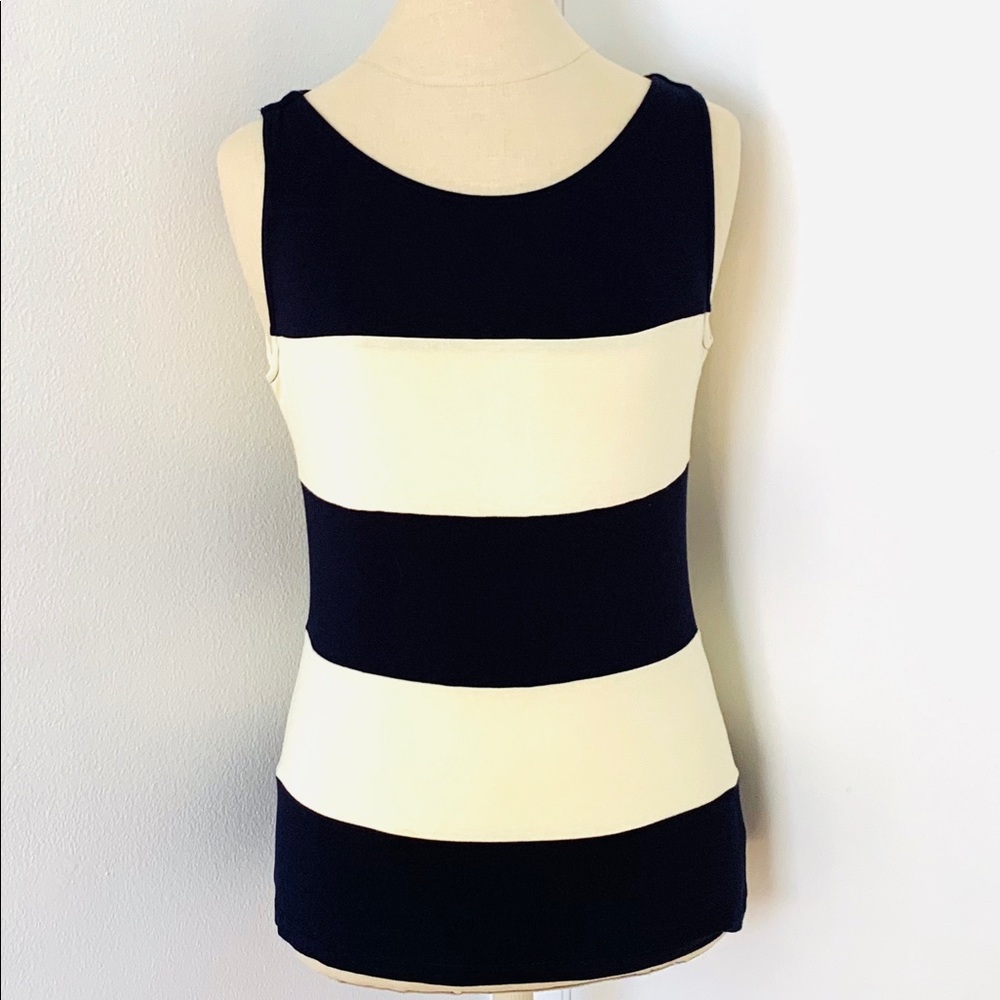 Carmen Marc Valvo Bold Striped top Sz M NWT